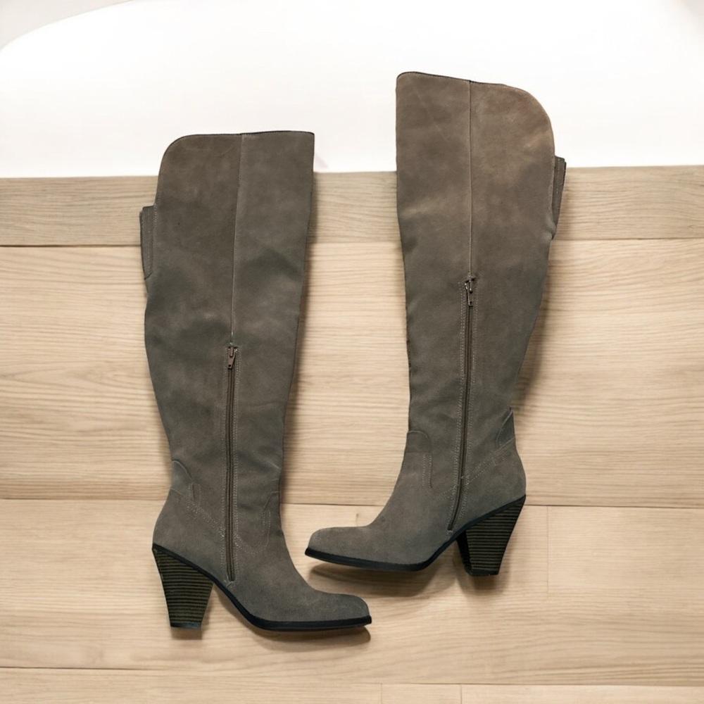 High boots - Picture 3 of 3